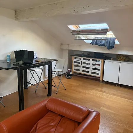 Modern 2 Bedrooms 100sq Flat Near La Defense Διαμέρισμα
